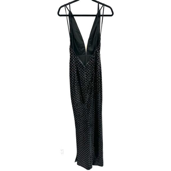 Michael Costello x Revolve Emmanuella Black Sequin Gown With Front Slit. - Picture 5 of 12